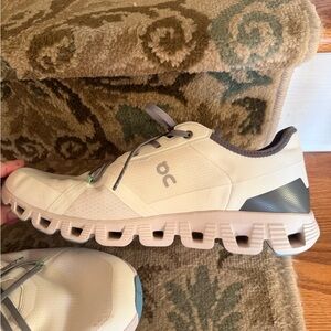 On cloud Men's Beige Athletic Shoes